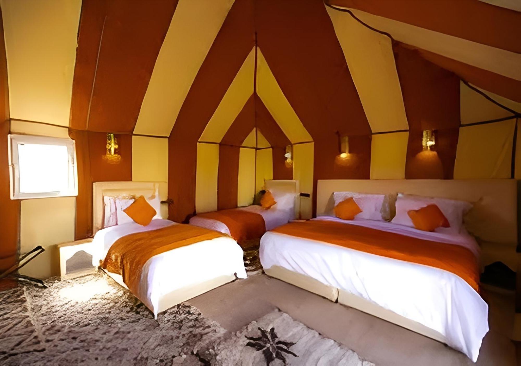 Merzouga Lovely Luxury Camp المظهر الخارجي الصورة