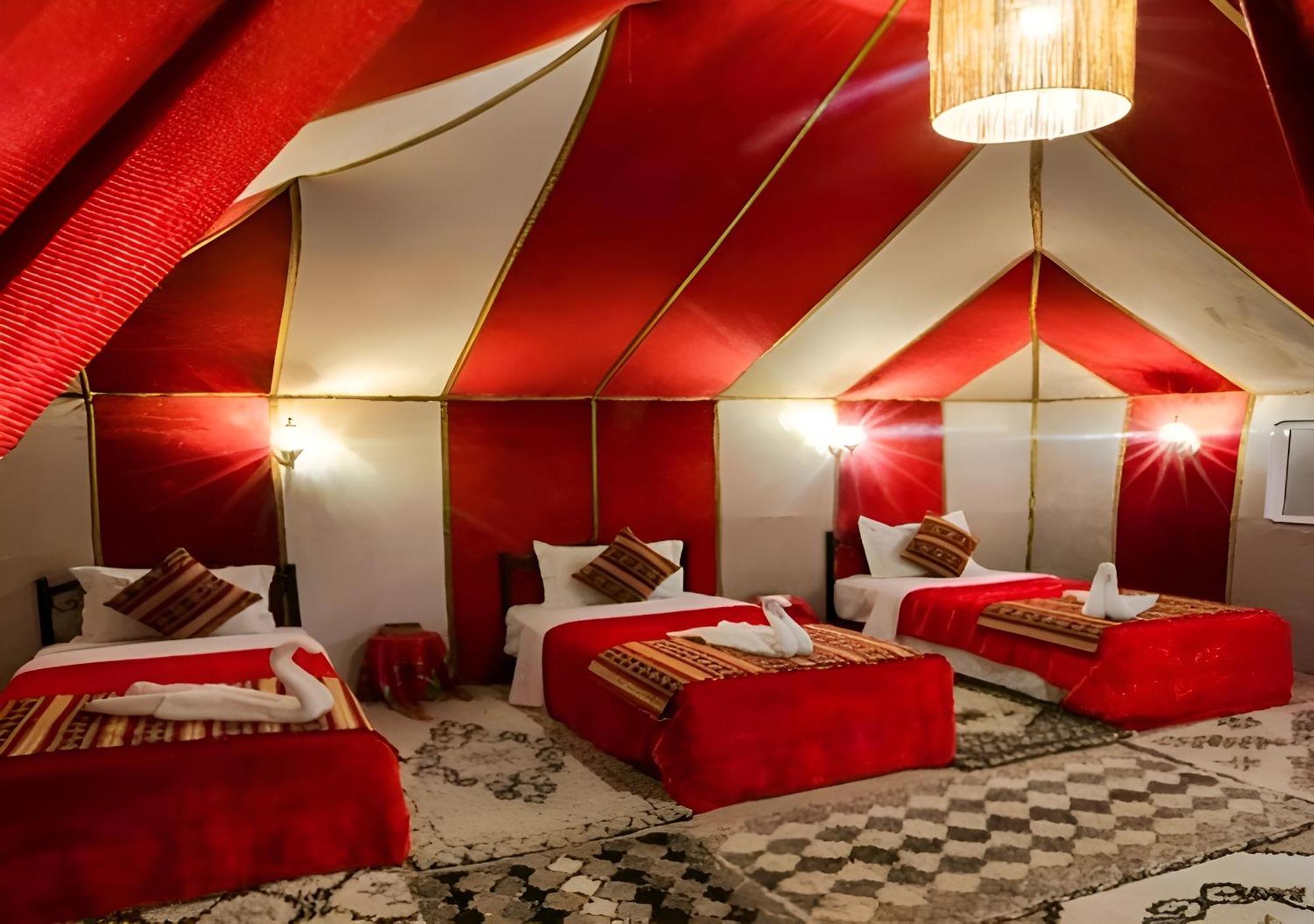Merzouga Lovely Luxury Camp المظهر الخارجي الصورة